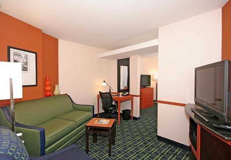 Fairfield Inn And Suites By Marriott Asheboro Bagian luar foto